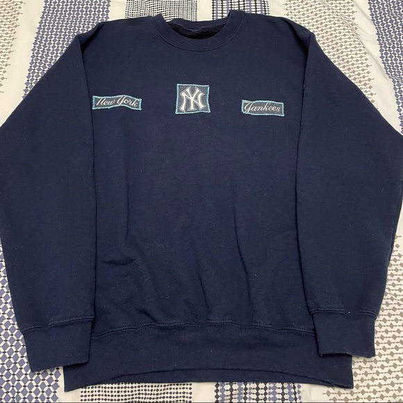 Custom Handmade New York Yankees Crewneck - Picture 3 of 4